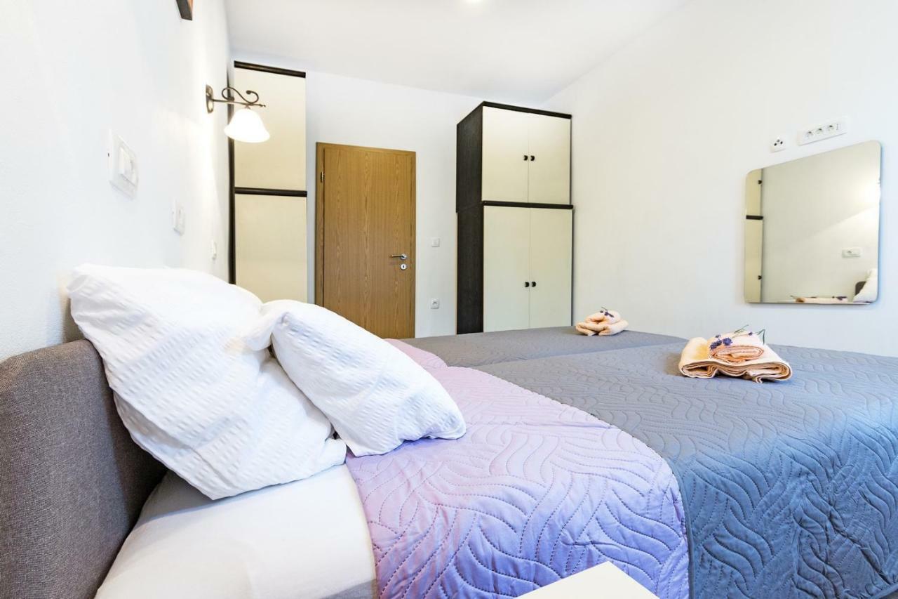 بولا Cozy Apartment 10 Min From The Beach المظهر الخارجي الصورة